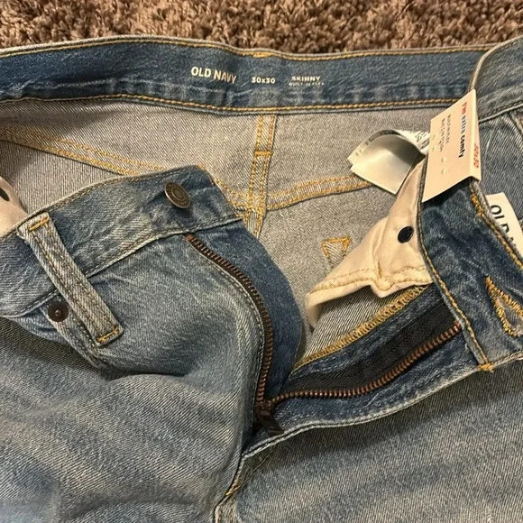 Old navy skinny jeans distressed - Picture 4 of 4